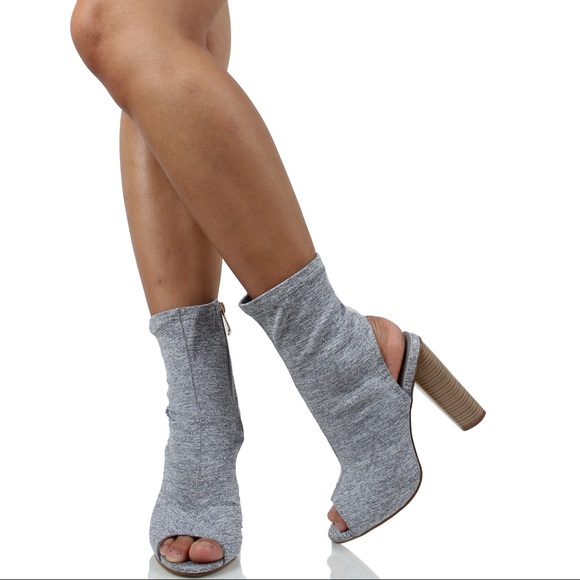 Grey peep toe side zipper Stacked heel ankle boot - Picture 2 of 2